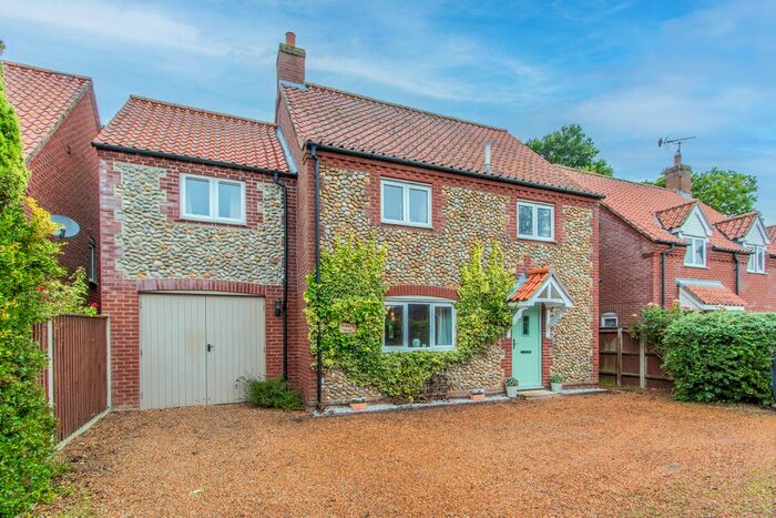 4 Bedroom Detached House For Sale In The Street, Hindolveston, Dereham, NR20