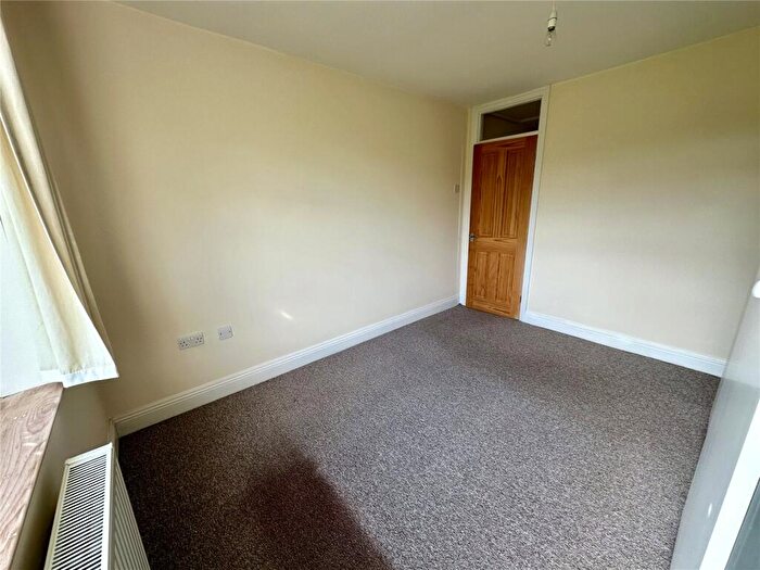 2 Bedroom Bungalow To Rent In Orchard Close, Ringwood, Hampshire, BH24