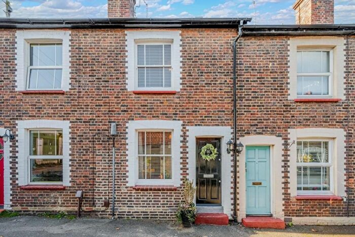 2 Bedroom Terraced House For Sale In Hart Gardens, Dorking, RH4