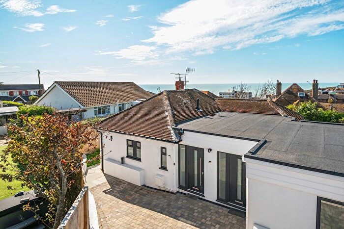 2 Bedroom Bungalow To Rent In Chailey Avenue, Rottingdean, Brighton, BN2