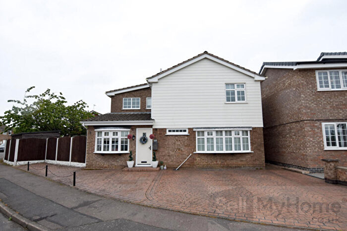 4 Bedroom Detached House For Sale In Wessex Drive, Leicester, Leicestershire, LE3