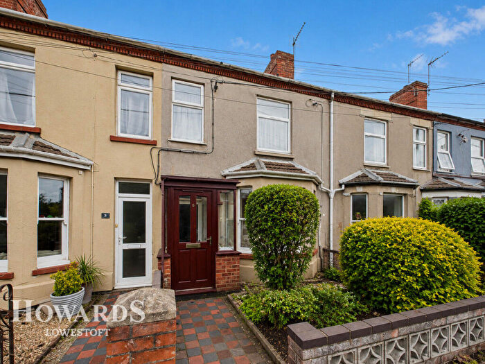 3 Bedroom Terraced House For Sale In London Road, Lowestoft, NR33