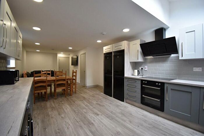 6 Bedroom Terraced House To Rent In Tiverton Road Selly Oak, B29