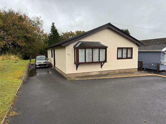 2 Bedroom Detached Bungalow For Sale In Penygroes Road, Blaenau, Ammanford, SA18