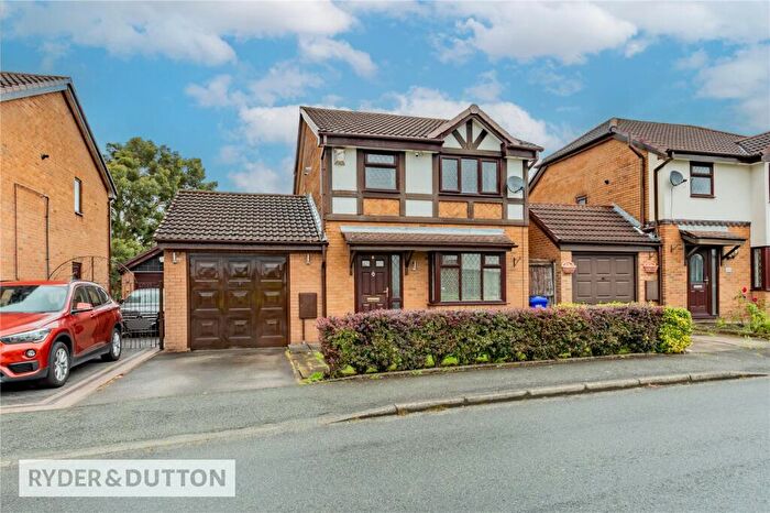 3 Bedroom Detached House For Sale In Gildersdale Drive, Blackley, Manchester, M9