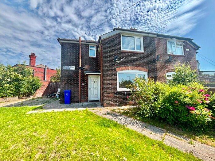 3 Bedroom Flat To Rent In Plant Hill Road, Blackley, Manchester, M9