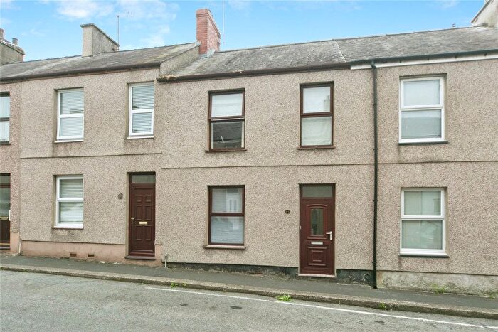 2 Bedroom Terraced House For Sale In Victoria Street, Caernarfon, Gwynedd, LL55