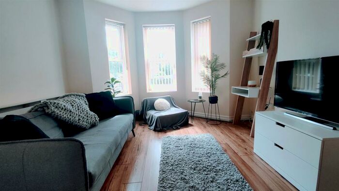 2 Bedroom Semi-Detached House To Rent In Gilbert Road, Charminster, BH8