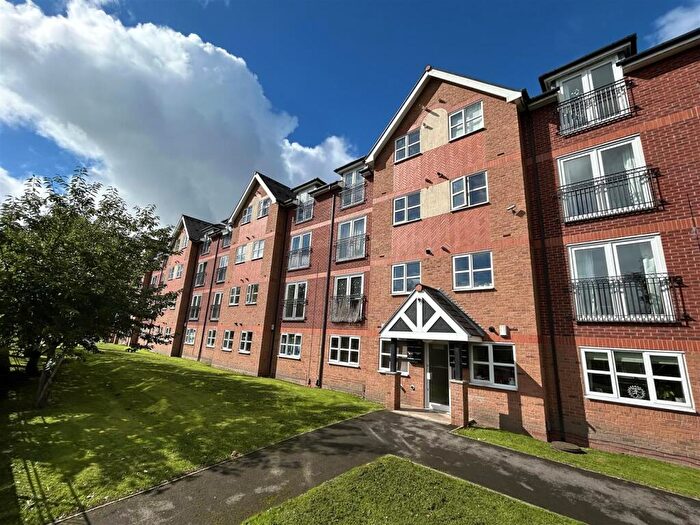 2 Bedroom Apartment To Rent In Sir Williams Ct, Hall Lane, M23