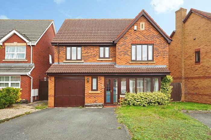 4 Bedroom Detached House For Sale In Burma Close, Evesham, Worcestershire, WR11