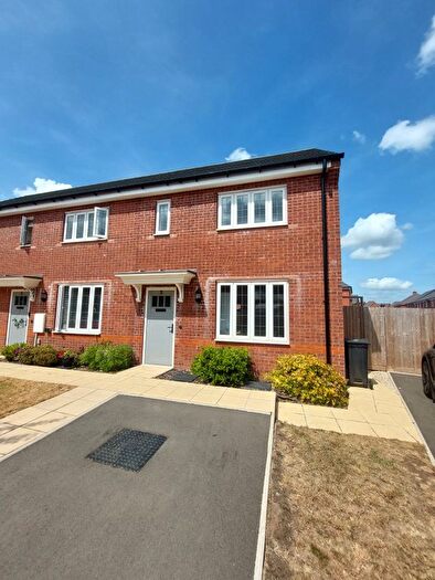 2 Bedroom Semi-detached Bungalow To Rent In Majors Drive, Birmingham, B31