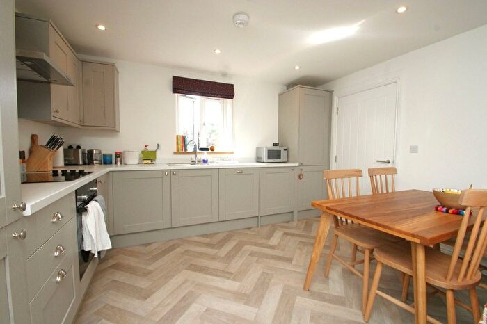 1 Bedroom Flat To Rent In Walkers Yard, Meanwood Road, Leeds, West Yorkshire, LS6
