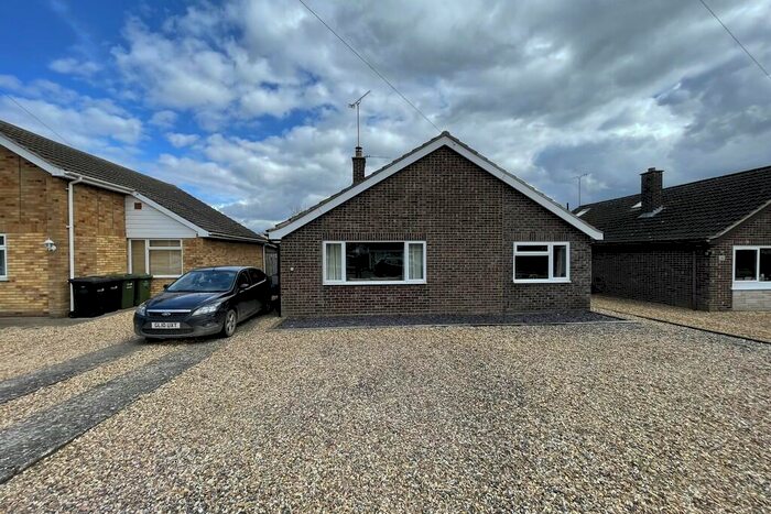 3 Bedroom Detached Bungalow For Sale In College Road, Hockwold, IP26
