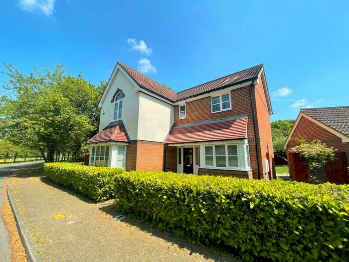 4 Bedroom Detached House To Rent In Rosemullion Avenue, Tattenhoe, Milton Keynes, MK4