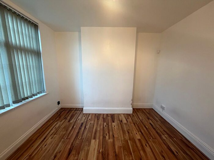 3 Bedroom Terraced House To Rent In Malton Street, Sheffield, S4