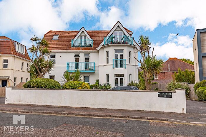 2 Bedroom Flat For Sale In St. Catherines Road, Bournemouth, BH6