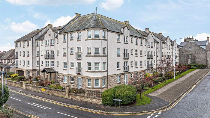 1 Bedroom Flat For Sale In Halley's Court, Kirkcaldy, KY1