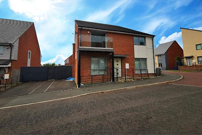 2 Bedroom Flat To Rent In Bellshiel Grove, The Rise, Newcastle Upon Tyne, NE15