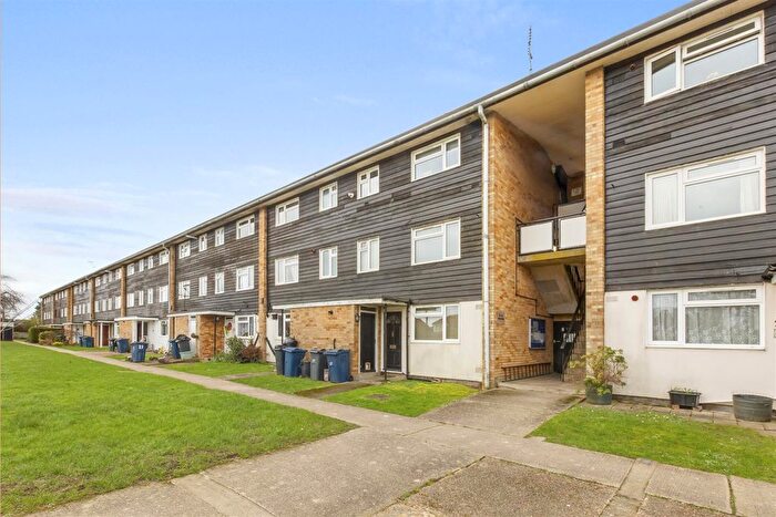 2 Bedroom Maisonette For Sale In Honor Road, Prestwood, HP16