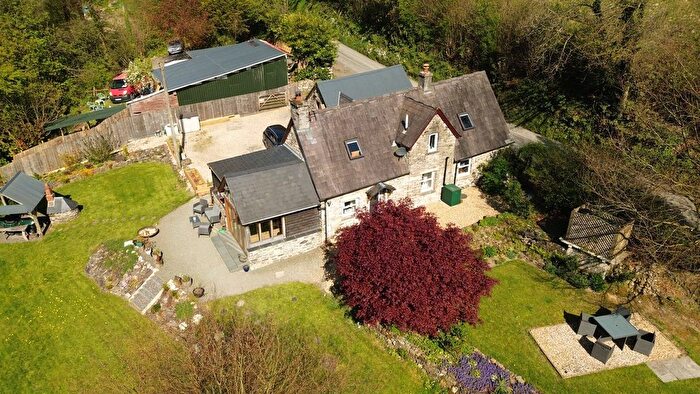 3 Bedroom Detached House For Sale In Cwrtnewydd, Llanybydder, SA40