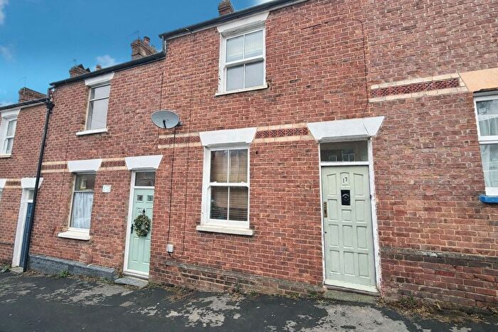 2 Bedroom Terraced House To Rent In Franklin Street, Exeter, EX2