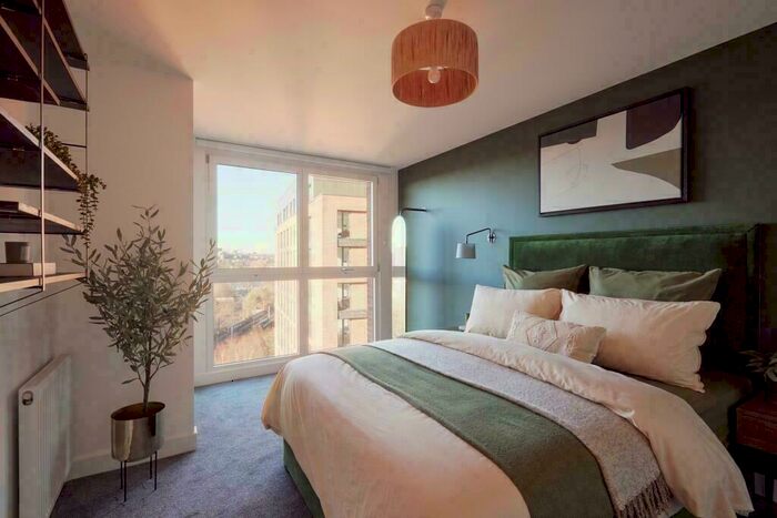 3 Bedroom Apartment To Rent In The Junction, Whitehall, Leeds, West Yorkshire, LS12