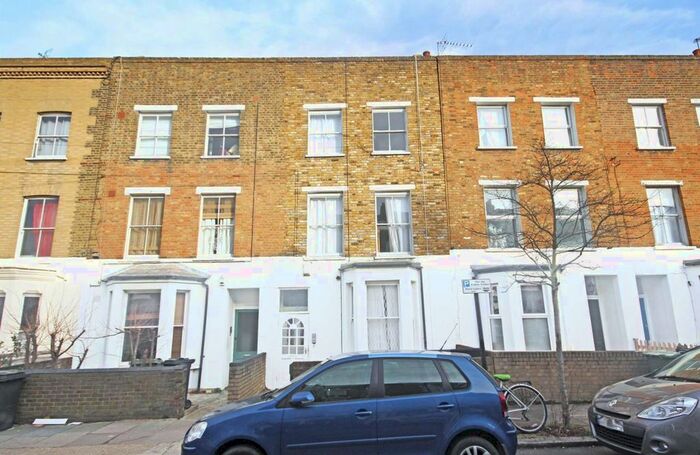 2 Bedroom Flat To Rent In Concanon Road, London, SW2