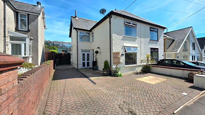 2 Bedroom Semi-Detached House For Sale In Church Road, Talywain, NP4
