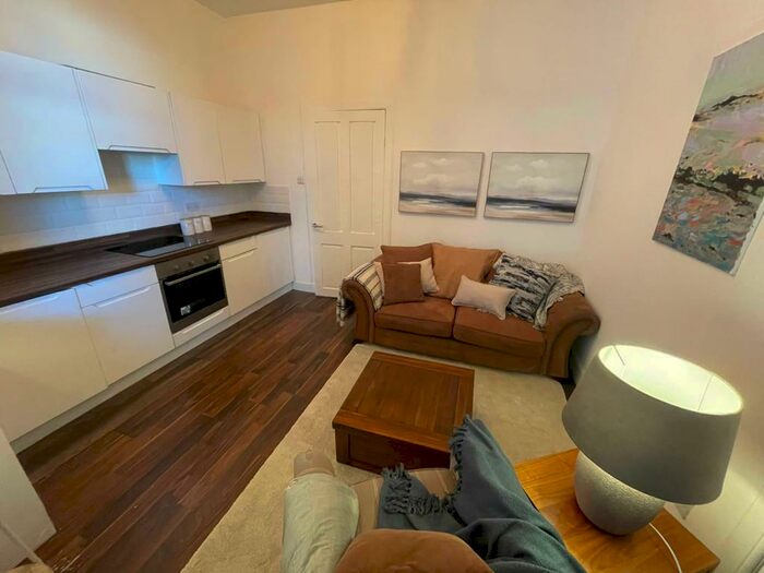 1 Bedroom Flat To Rent In Hill Street, Irvine, North Ayrshire, KA12