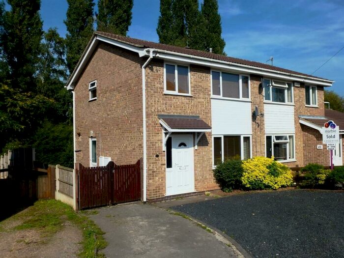 3 Bedroom Semi-Detached House To Rent In Hazelrigg Close, Castle Donington, DE74