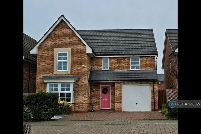 4 Bedroom Detached House To Rent In Mauretania Way, Milton Keynes, MK10