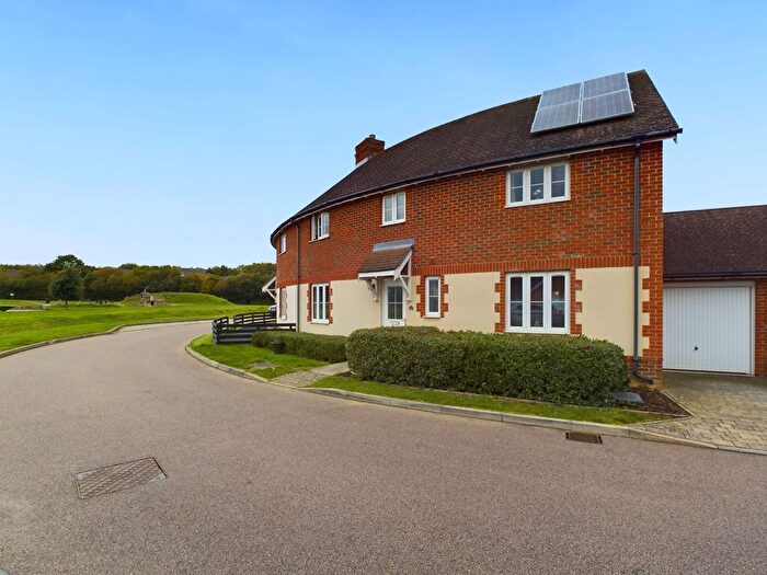 3 Bedroom Semi-Detached House To Rent In Lodge Close, Singleton, Ashford, TN23