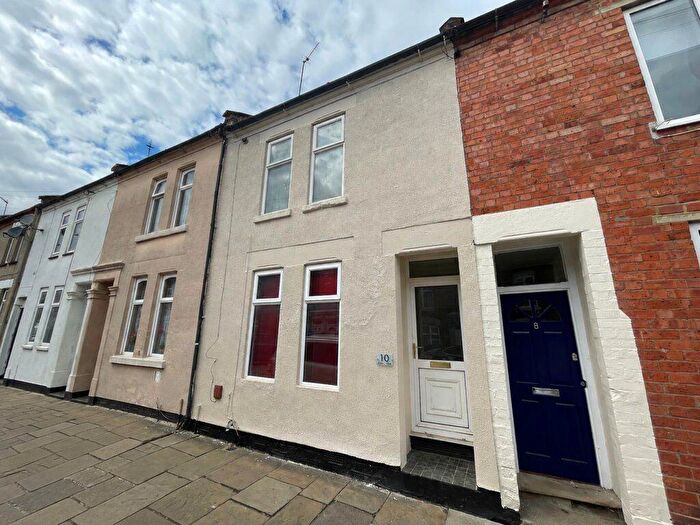 3 Bedroom Terraced House To Rent In Hervey Street, Northampton, NN1