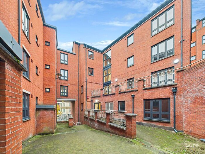 2 Bedroom Apartment To Rent In Chardlace Walk, Nottingham, NG1