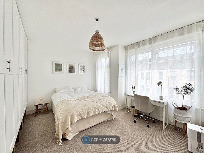 3 Bedroom Terraced House To Rent In Fairlight Road, London, SW17