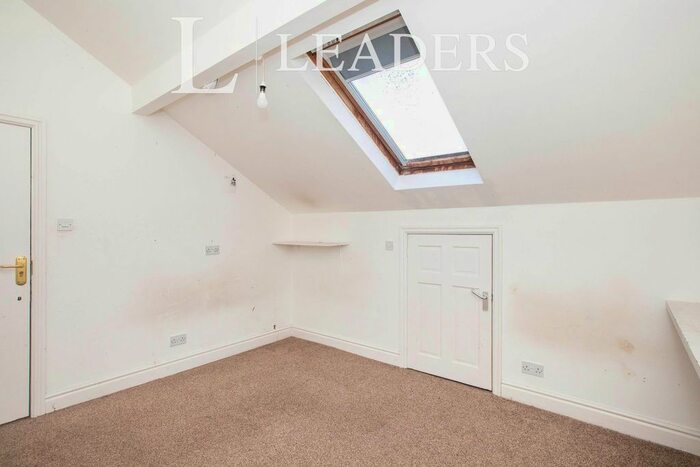 1 Bedroom Flat To Rent In Tulketh Road, Ashton-On-Ribble, Preston, PR2