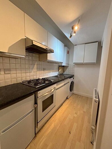 1 Bedroom Property To Rent In Whitestile Road, Brentford, TW8