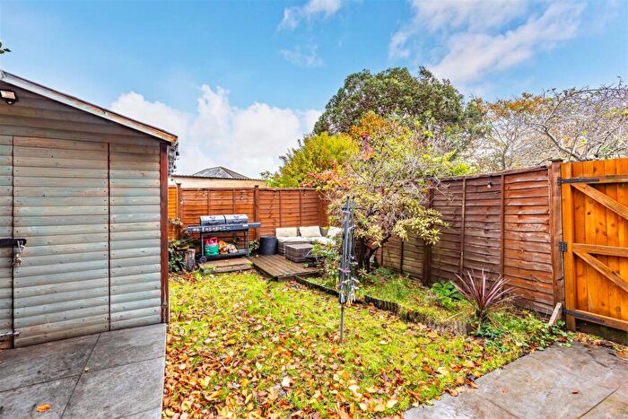 1 Bedroom Flat For Sale In Hillbrow Road, Bournemouth, BH6