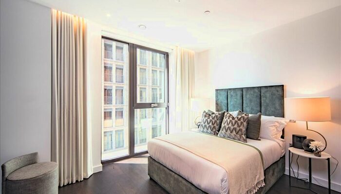 2 Bedroom Apartment To Rent In Charles Clowes Walk, London, SW11