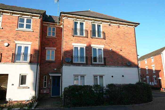 2 Bedroom Property To Rent In Sansome Place, Worcester. Ua., WR1