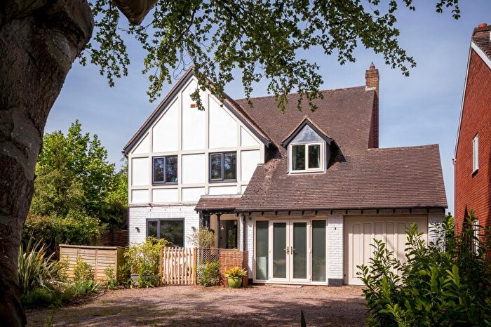 4 Bedroom Detached House For Sale In Hartlebury, Worcestershire, DY11
