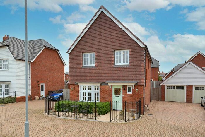 4 Bedroom Detached House To Rent In Gaskin Way, Marden, Tonbridge TN12