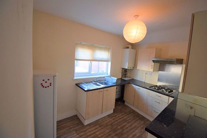 2 Bedroom Flat To Rent In Dagenham, RM10