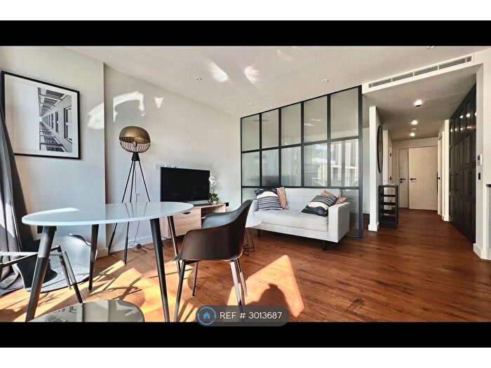 1 Bedroom Flat To Rent In Emery Way, London, E1W
