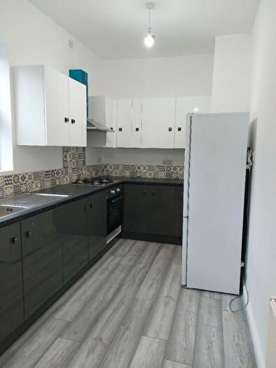 4 Bedroom Flat To Rent In Wilmslow Road, Manchester, Greater Manchester, M14