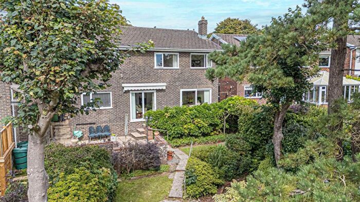 4 Bedroom Detached House For Sale In The Heights, Hastings, TN35