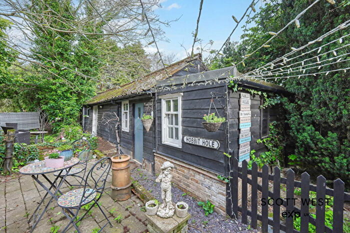 1 Bedroom Land For Sale In One Bedroom Stable, Driveway & Garden, CM11