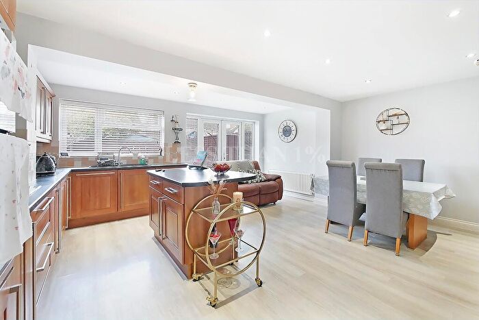 3 Bedroom Semi Detached House For Sale In Witton Road -, NN5