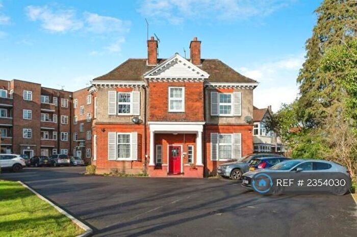 1 Bedroom Flat To Rent In Thurlby Close, Harrow, HA1