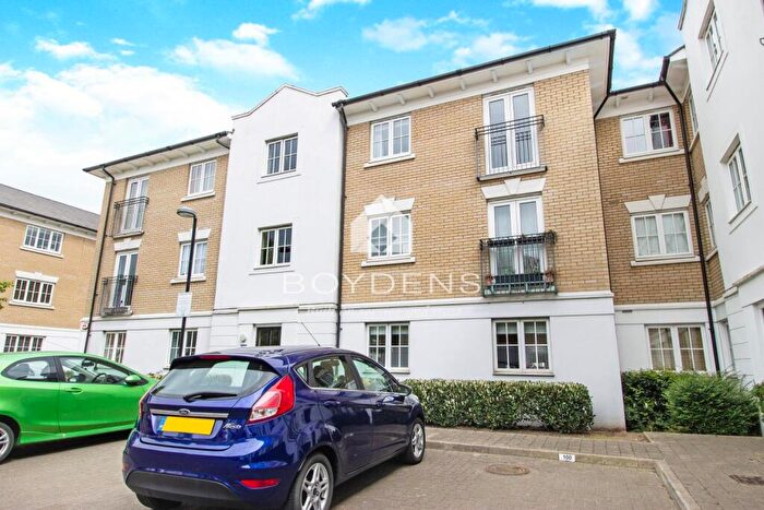 2 Bedroom Flat To Rent In George Williams Way, Colchester, Essex, CO1
